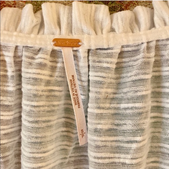 🌺🎉HP🎉🌺 NWT Free People Dorothy Ruffled Peasant Top - Picture 11 of 11